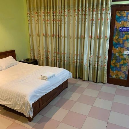 Nha Nghi An Phu Hotell Hanoi Exteriör bild