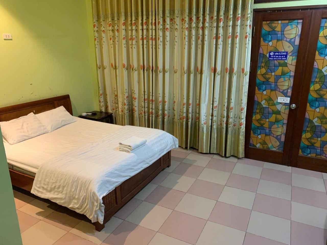 Nha Nghi An Phu Hotell Hanoi Exteriör bild